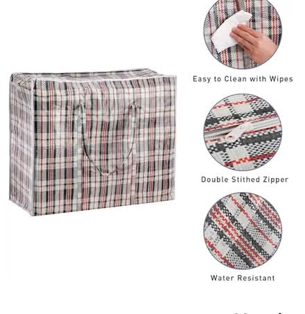 Photo of free 2 jumbo laundry storage bags (Salvington bn13) #2