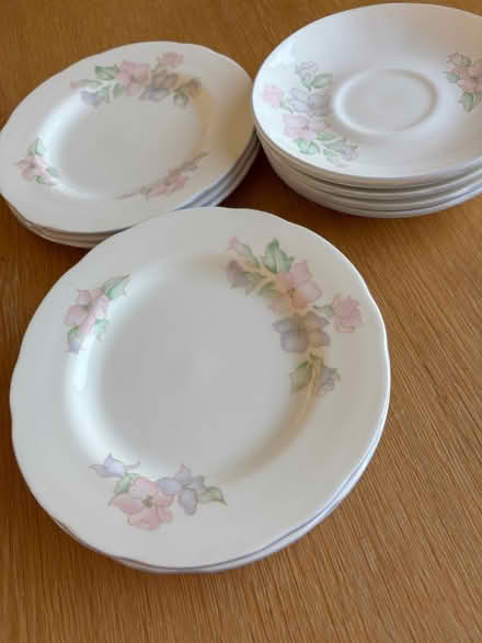 Photo of free Tea plates and saucers (Bexleyheath DA6) #1