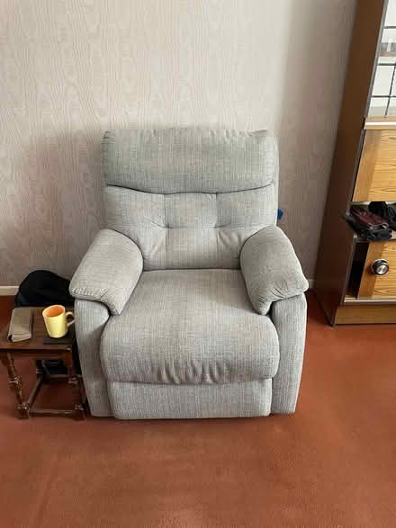 Photo of free 3-piece suite. 1 Settee and 2 Seats (WV10 6UA) #4