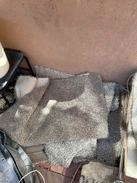 Photo of free Carpet scraps (Placita, de Vida /Pacheco Curb) #2