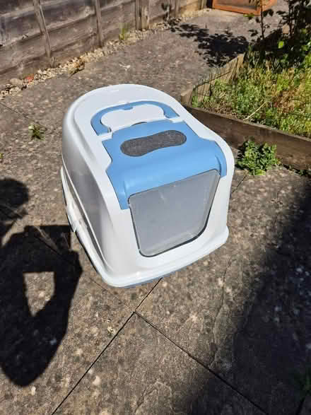 Photo of free Cat litter indoor tray (Taunton Killams & Mountfield District Ward TA1) #1