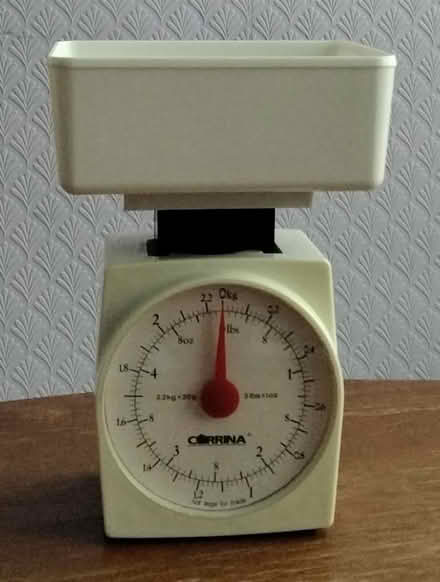 Photo of free Kitchen scales (Cheshunt EN7) #1