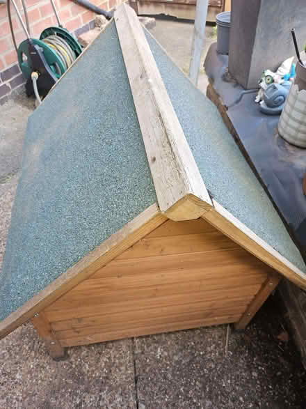 Photo of free Dog kennel (Normanton DE23) #1