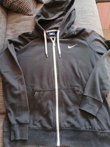 Photo of free M NIKE hoodie (Parkhead EH11) #1