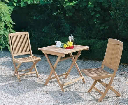 Photo of folding patio set (Kitchener) #2