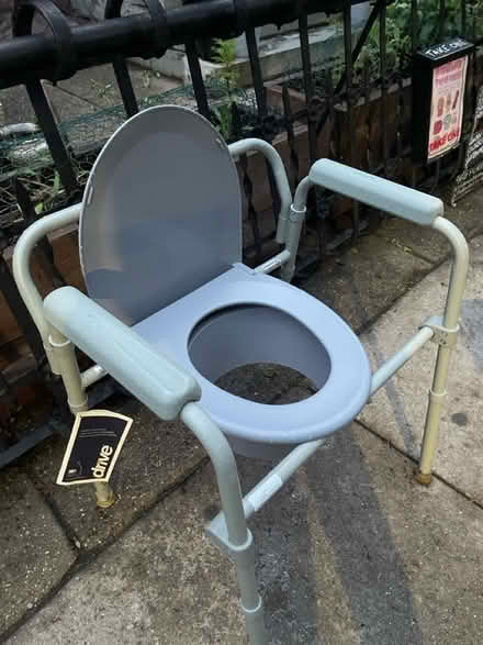 Photo of free Brand New commode (69th Ave btw 60th Ln & 60th st) #1