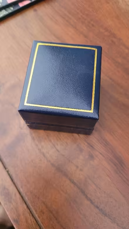 Photo of free Jewellery box for a ring (Hornchurch RM12) #3