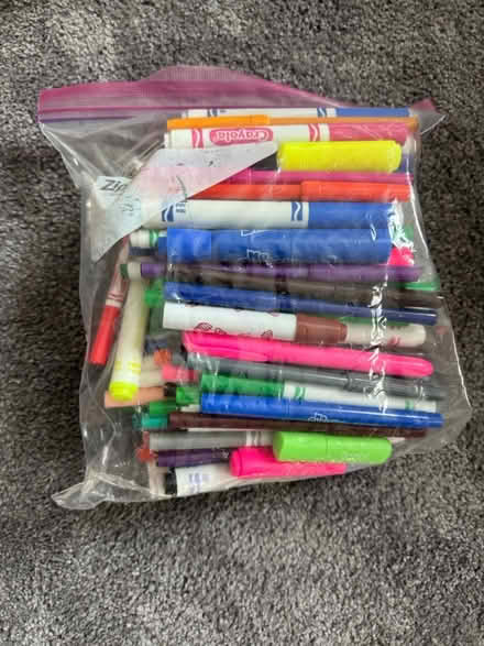 Photo of free Kids craft supplies (Downers Grove - South) #2