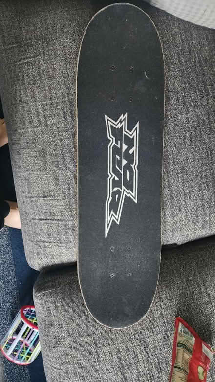 Photo of free Skateboard (Ham TW10) #3