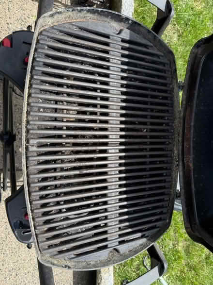 Photo of free Electric Weber grill with stand (Mount Vernon, NY) #3