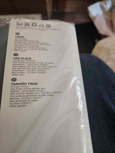 Photo of free Twin bedsheets (Oak Park, IL) #2