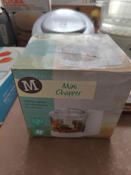 Photo of free set of small kitchen goods (Plymouth PL6) #3