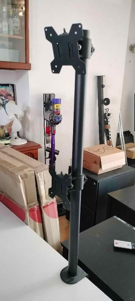 Photo of free Dual monitor mount (Emscote CV32) #1