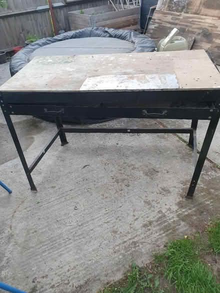 Photo of free Worktop table (RM9 Upney) #2