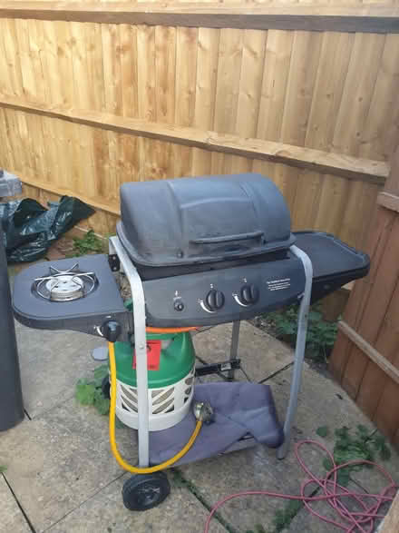 Photo of free Small Barbecue (Faringdon Sn7) #4