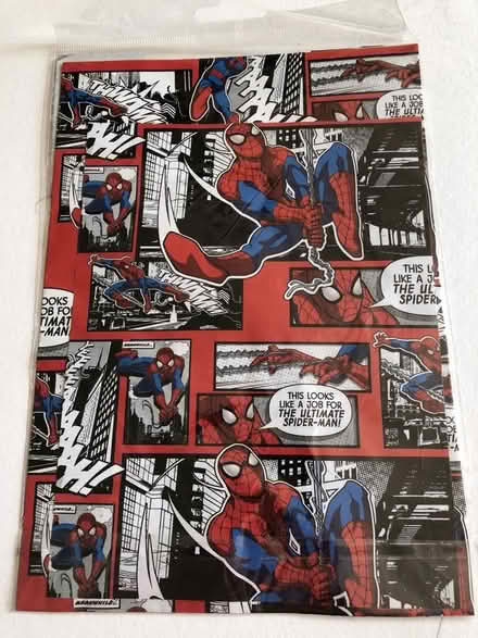Photo of free Spiderman Wrapping Paper (Selsdon CR2) #2