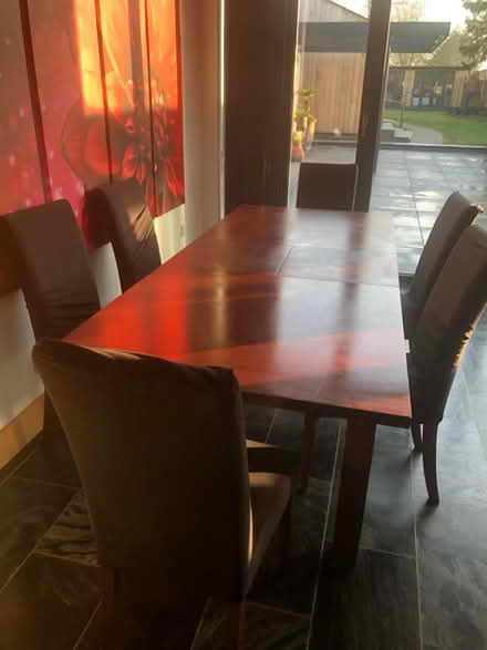 Photo of free Dining Table & 6 Chairs (Billericay, CM12) #4
