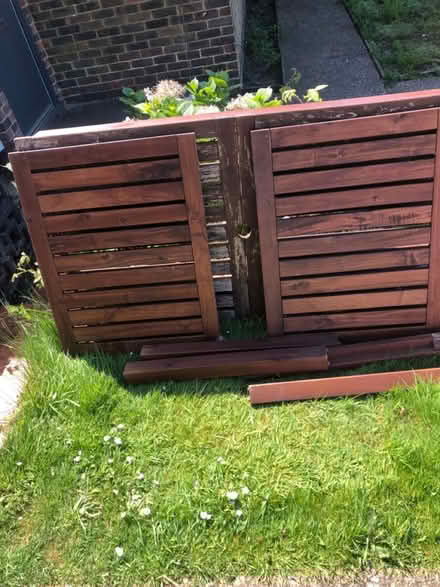 Photo of free Garden Table (Epsom KT18) #2