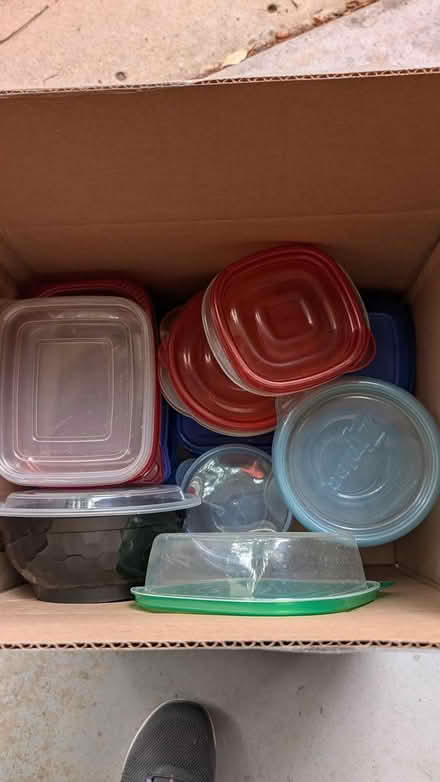 Photo of free Box of plastic containers (NW Gainesville) #1