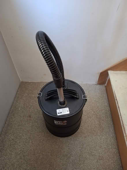 Photo of free Dust Bug (High mead hockey SS5) #1