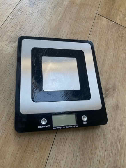 Photo of free Salter kitchen scales (OX3 Headington) #1