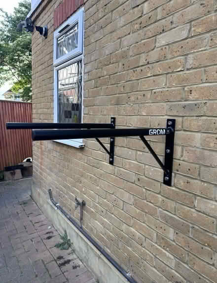 Photo of Dip bars (Underdale SY2) #4