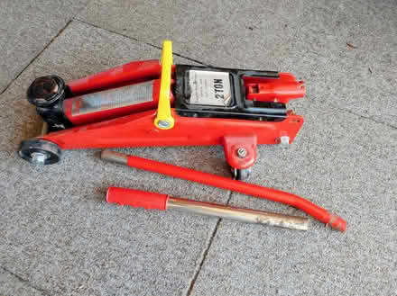 Photo of free Trolley Jack (Sunnyside RH19) #1