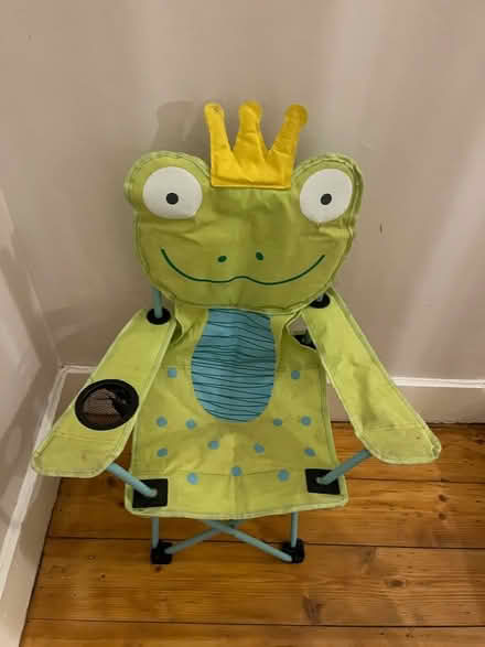 Photo of free Kids frog camping chair (Bellevue EH7) #1