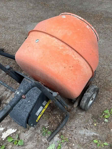 Photo of free Concrete mixer (Presteigne LD8) #1