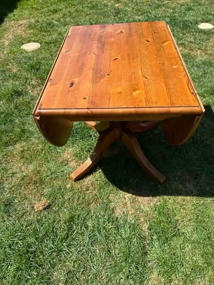 Photo of free table (LE12 7HH) #3