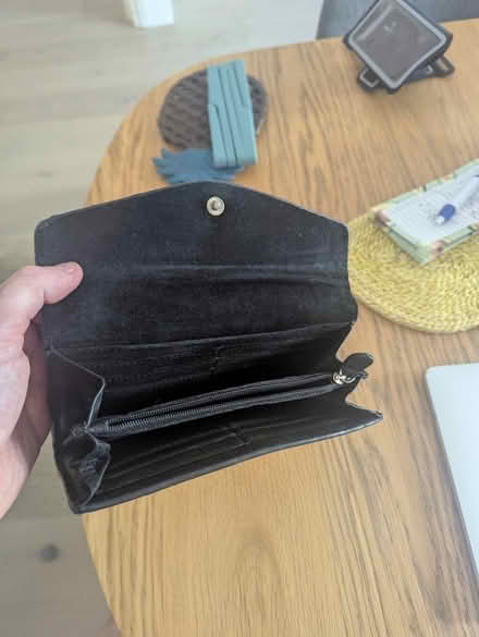 Photo of free Women's purse (OX4 Boulter Street) #2