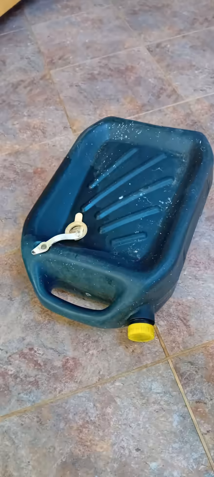 Photo of free Sump Oil Drainer/Container (Hackney Cross WR13) #1