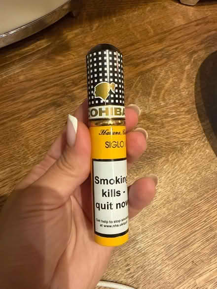 Photo of free Cigar holder (Newbury Park IG2) #1