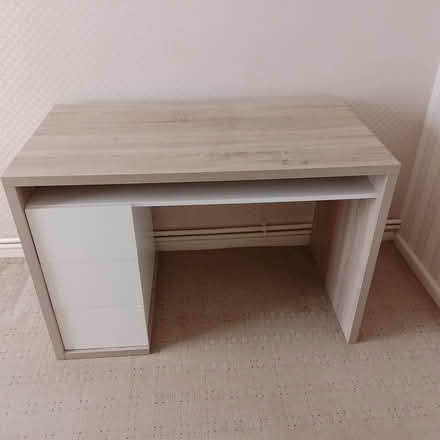 Photo of free desk (YO10 Hull Road area) #2