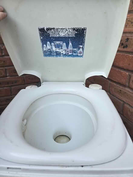 Photo of free Porta potti 165 (SN25 Blunsdon) #2