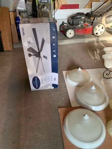 Photo of free Light fixtures (Western Springs) #2