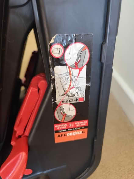 Photo of free Child car seat (De11JG) #1
