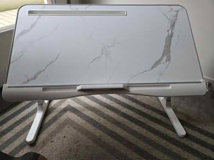 Photo of free Mobile desktop (Capitol Hill) #1