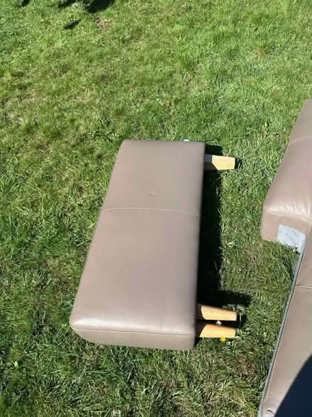 Photo of free Chaise (IG8) #2