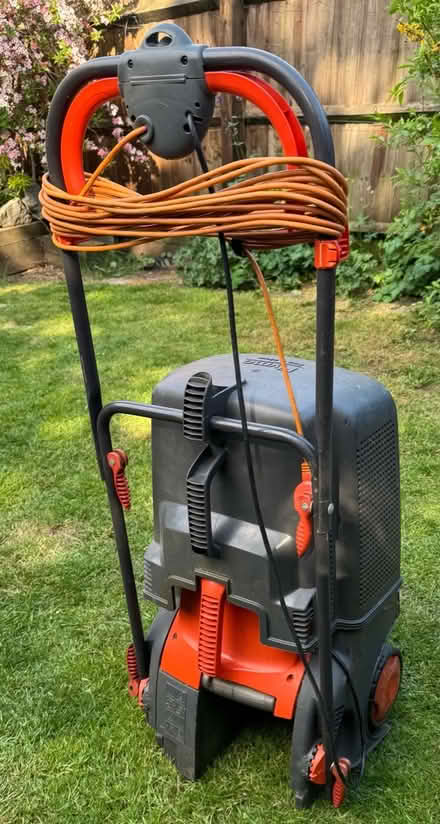 Photo of free Lawnmower for spares or repairs (OX3 Headington) #4