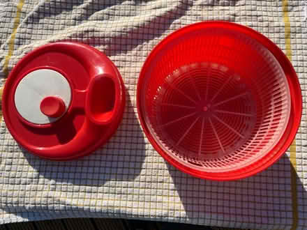 Photo of free Salad spinner (BS32) #4