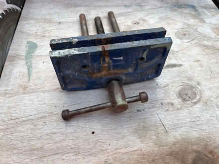 Photo of free Old 6” vice (CH62 bromborough) #1