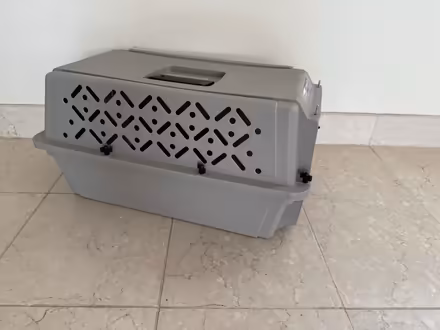 Photo of free Cat/small dog carrier (Mount Vernon, NY) #1
