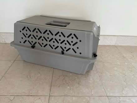 Photo of free Cat/small dog carrier (Mount Vernon, NY) #1