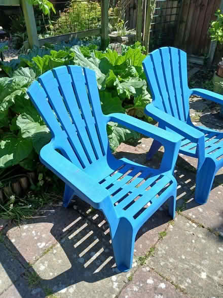 Photo of free 2 x Garden Chairs BLUE plastic Aidirondock (Arlesey SG15) #2