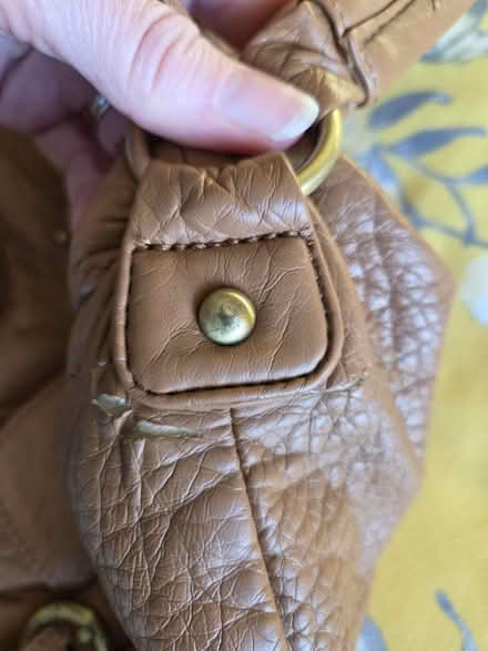 Photo of free Mantaray Shoulder Bag (Lightwood ST3) #2