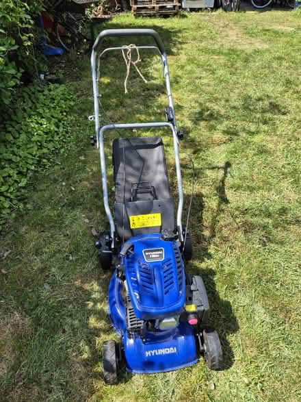 Photo of free Lawn mower (needs fixing) (Cambridge CB1 (coleridge)) #2