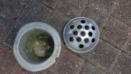 Photo of free Insert for flower pot (Longbarn WA2) #2