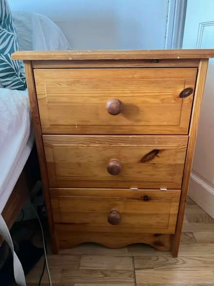 Photo of free Bedside table (SE20 8) #1