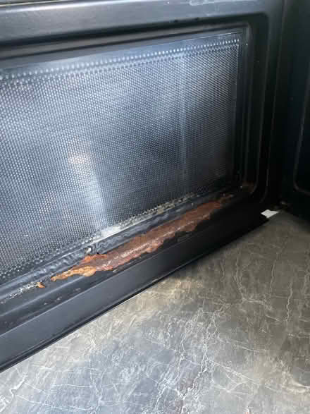 Photo of free Microwave (Reddish SK4) #2